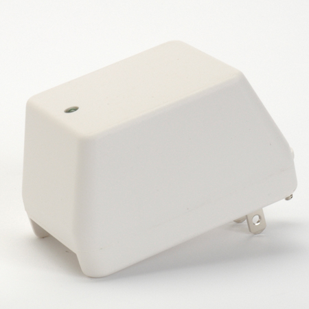 D1786 UPG 16 Volt 20 VA Resettable Transformer with LED